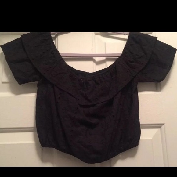 ❗️S,M,&L Heart & hips black crop top - Picture 6 of 12